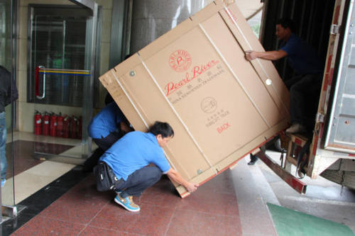 新州镇钢琴贵重工艺品无忧运